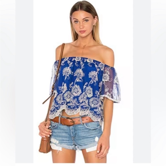 Lovers + Friends Tops - LOVERS+FRIENDS Life’s a beach floral blue top S